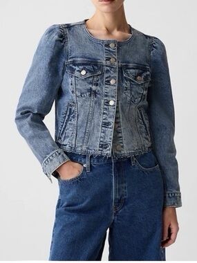 GAP Light Blue Cropped Denim Jacket for Women